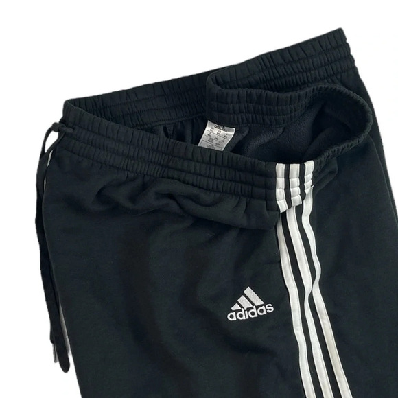 SH98 Men’s Adidas 3 Stripe Athletic Workout Gym Shorts 4XL - Picture 3 of 4